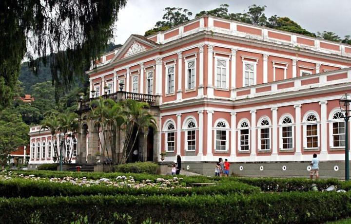 Hostel Petropolis Exterior photo