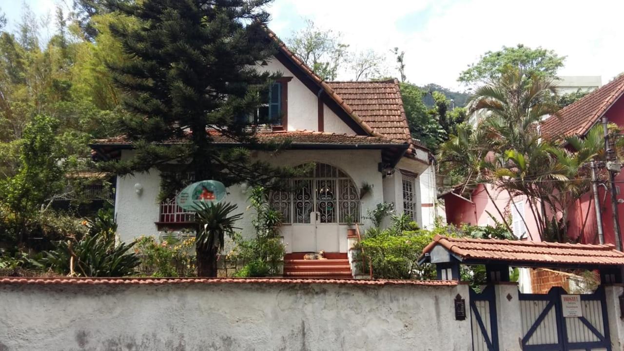 Hostel Petropolis Exterior photo